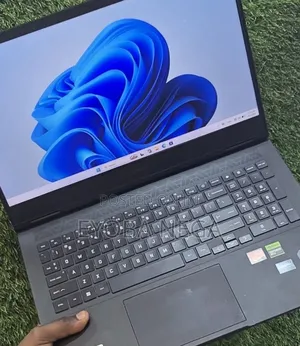 New Laptop HP Omen 15 16GB AMD Ryzen 7 SSD 512GB