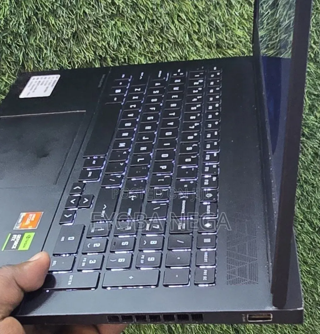 New Laptop HP Omen 15 16GB AMD Ryzen 7 SSD 512GB
