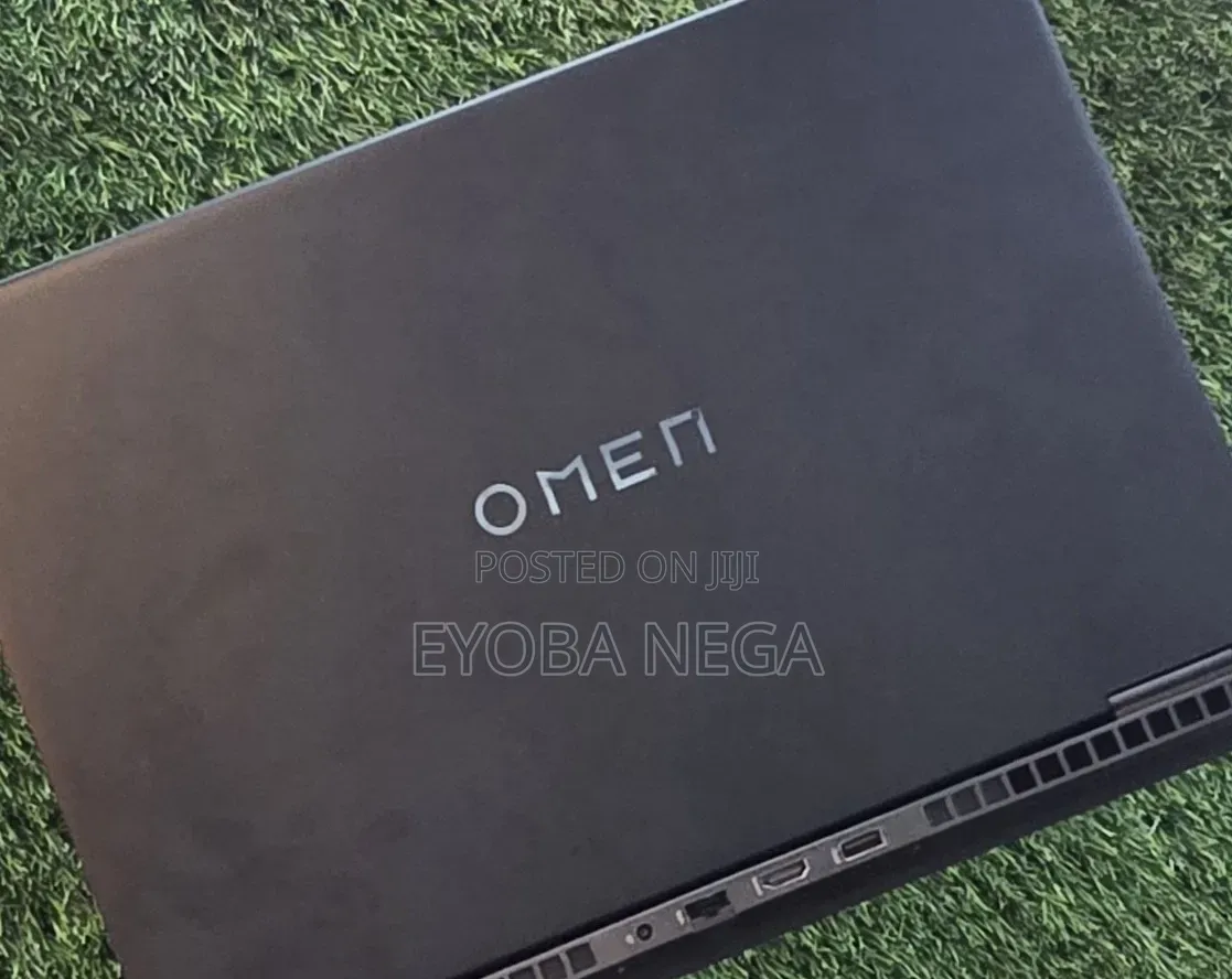 New Laptop HP Omen 15 16GB AMD Ryzen 7 SSD 512GB