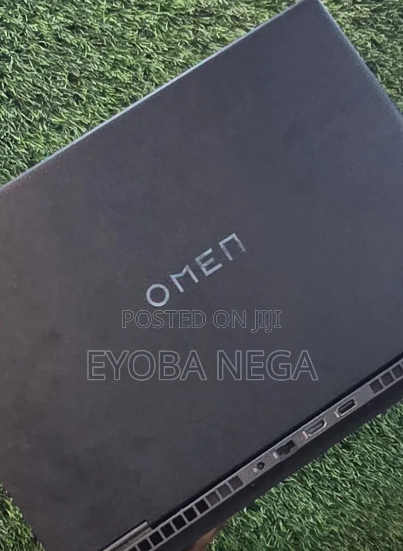 New Laptop HP Omen 15 16GB AMD Ryzen 7 SSD 512GB
