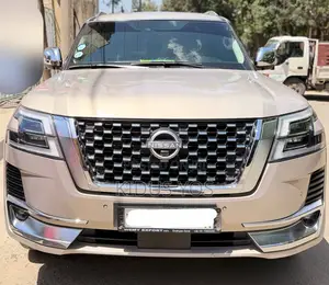 Nissan Patrol 2022 Beige