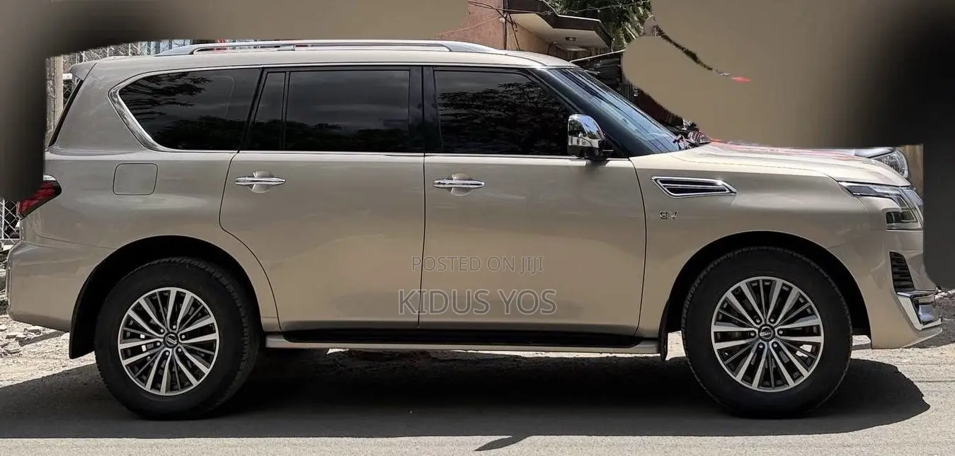 Nissan Patrol 2022 Beige
