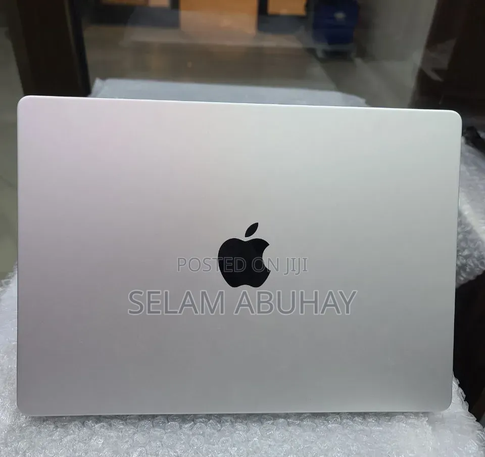 New Laptop Apple MacBook Pro 2021 M1 16GB Apple M1 Pro SSD 512GB