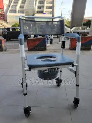Commode Chair, Toilet島恩waterproof Chair Adopts Structure + Safety Lock