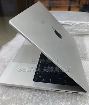 New Laptop Apple MacBook Pro 2021 M1 16GB Apple M1 Pro SSD 512GB