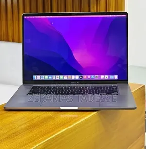 New Laptop Apple MacBook Pro 2018 32GB Intel Core i9 SSD 2T