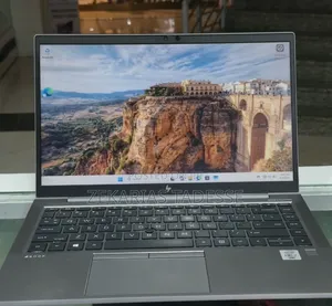 New Laptop HP ZBook 15 16GB Intel Core i7 SSD 512GB