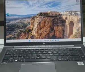 New Laptop HP ZBook 15 16GB Intel Core i7 SSD 512GB