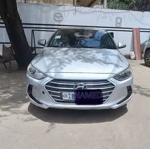 Hyundai Avante 2017 Silver