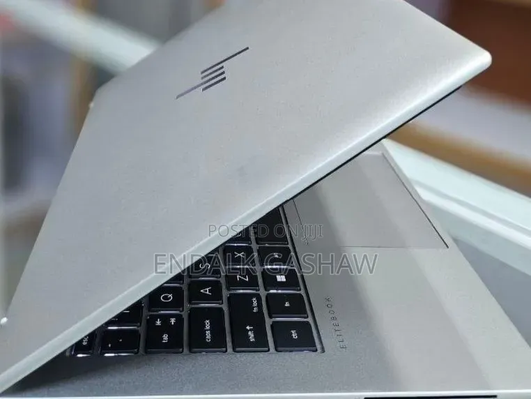 New Laptop HP EliteBook 840 G10 16GB Intel Core i5 SSD 512GB