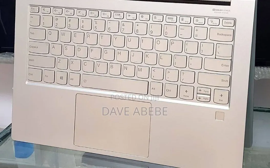 New Laptop Lenovo Yoga 9i 16GB Intel Core i7 SSD 512GB