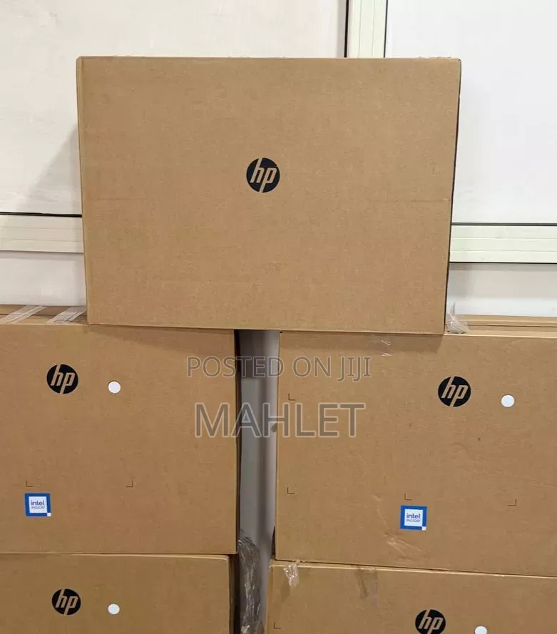 New Laptop HP Pavilion 15 8GB Intel Core i5 SSD 512GB