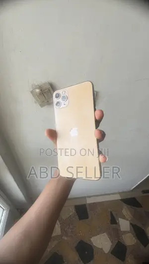 Apple iPhone 11 Pro Max 64 GB Gold