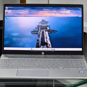 New Laptop HP Pavilion 15 8GB Intel Core i7 SSD 256GB