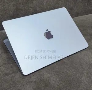 New Laptop Apple MacBook Air 2025 M4 16GB Apple M4 SSD 256GB