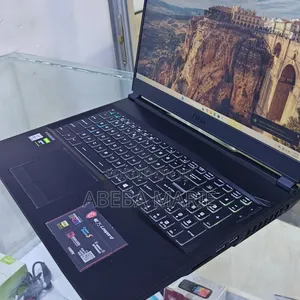 New Laptop MSI GP75 Leopard 16GB Intel Core i7 SSD 512GB