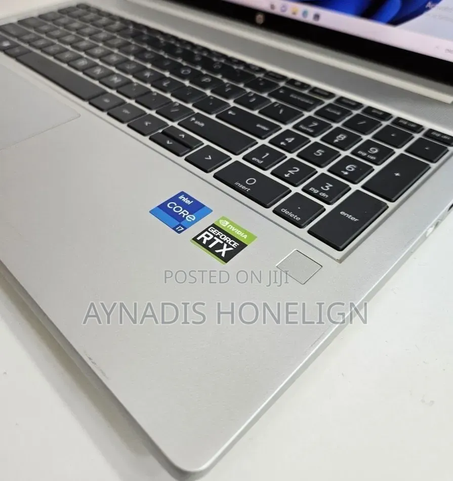 New Laptop HP Pavilion 15 16GB Intel Core i7 SSD 512GB