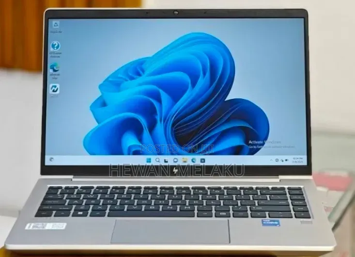 New Laptop HP ProBook 440 G10 16GB Intel Core i7 SSD 1T