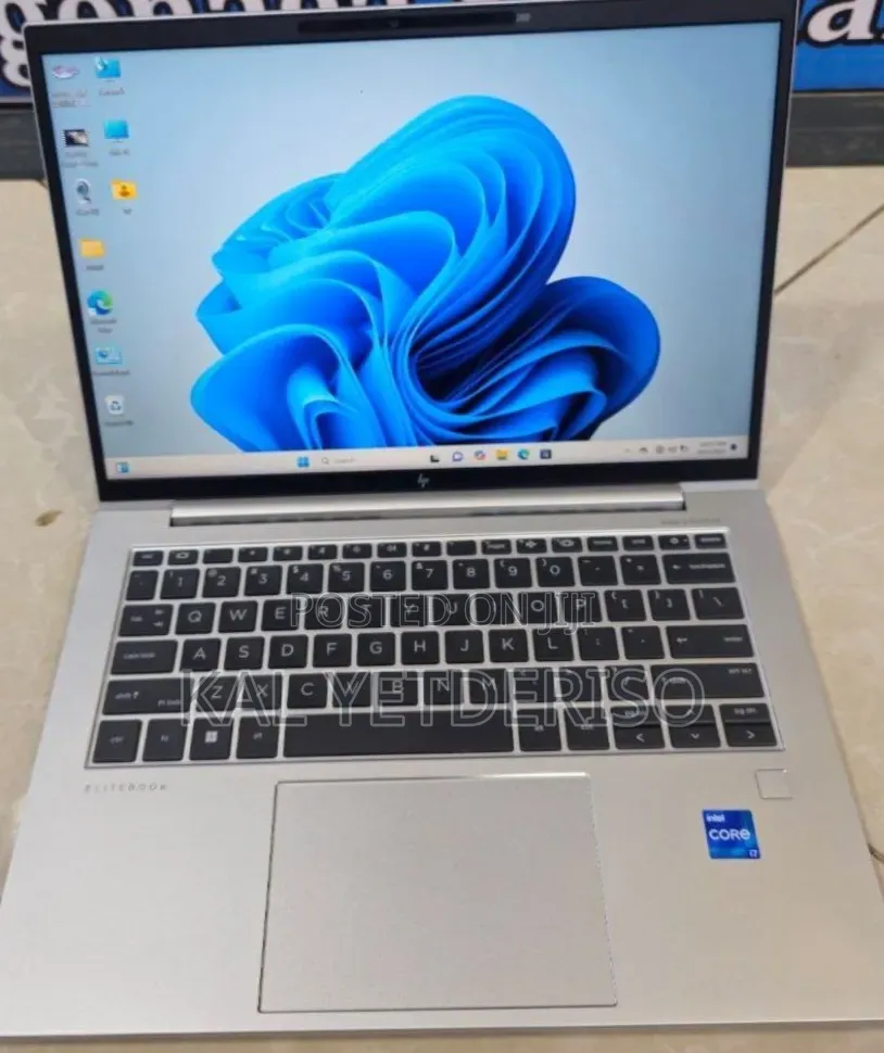 New Laptop HP EliteBook 840 G9 16GB Intel Core i7 SSD 512GB
