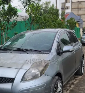 Toyota Yaris 2008 Gray