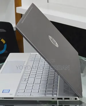 New Laptop HP Pavilion 15 8GB Intel Core i7 SSD 256GB