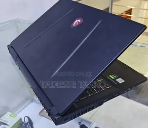 New Laptop MSI GP75 Leopard 16GB Intel Core i7 SSD 512GB