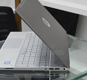 New Laptop HP Pavilion 15 8GB Intel Core i7 SSD 256GB