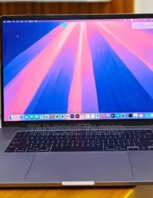 New Laptop Apple MacBook Pro 2018 32GB Intel Core i9 SSD 2T