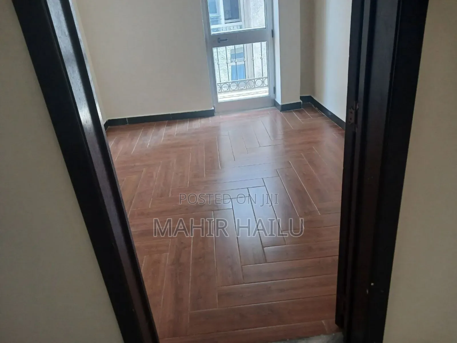 4bdrm Apartment in Real, Bole for rent