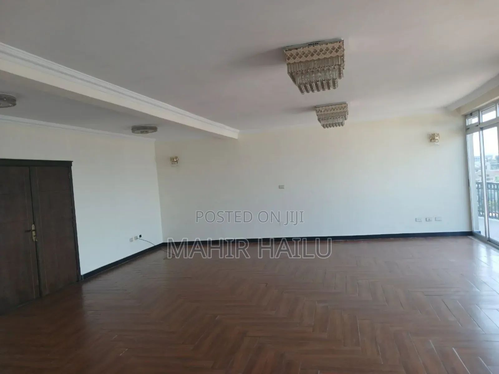 4bdrm Apartment in Real, Bole for rent