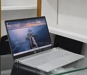 New Laptop HP Pavilion 15 8GB Intel Core i7 SSD 256GB