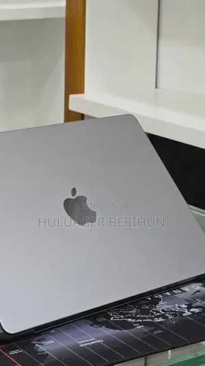 New Laptop Apple MacBook Pro 2014 32GB Apple M1 SSD 512GB