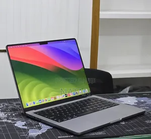 New Laptop Apple MacBook Pro 2023 M3 8GB Apple M3 SSD 512GB