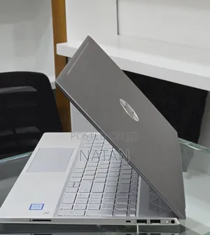 New Laptop HP Pavilion 15 8GB Intel Core i7 SSD 256GB