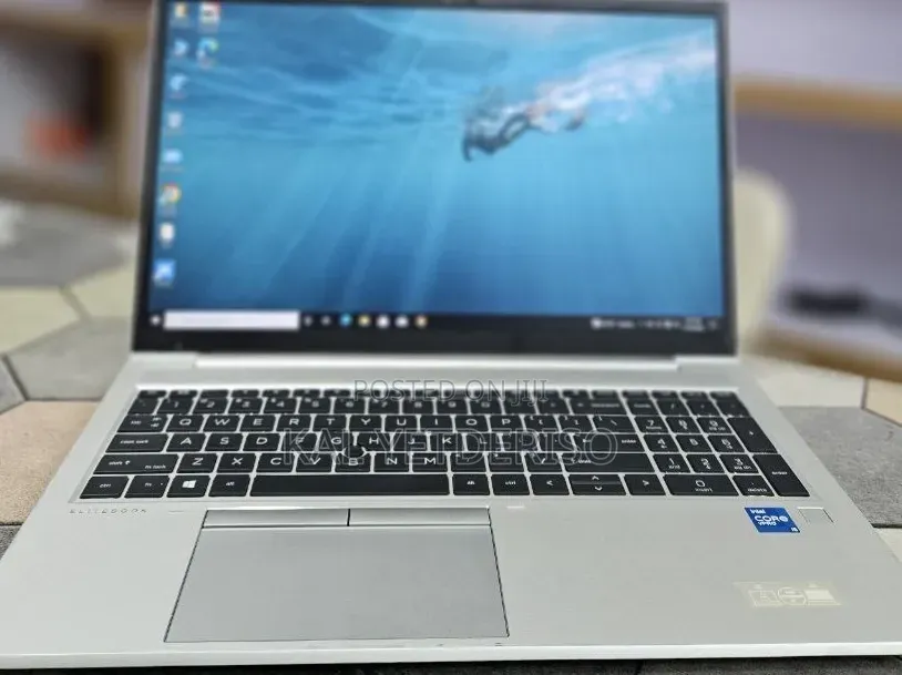 New Laptop HP EliteBook 850 G8 16GB Intel Core i5 SSD 512GB