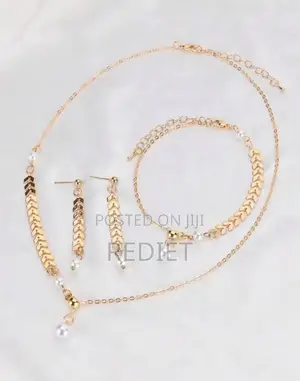 Gold Jewelry Set