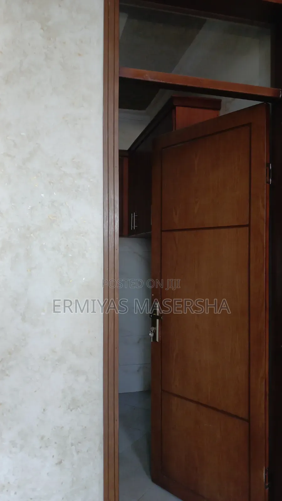 Furnished 3bdrm Apartment in Yeka for sale
