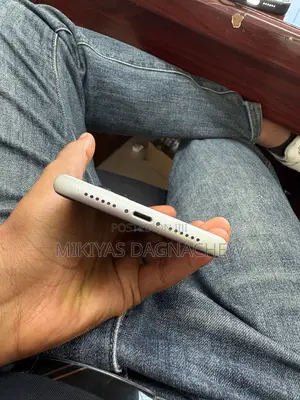 Apple iPhone 11 128 GB White