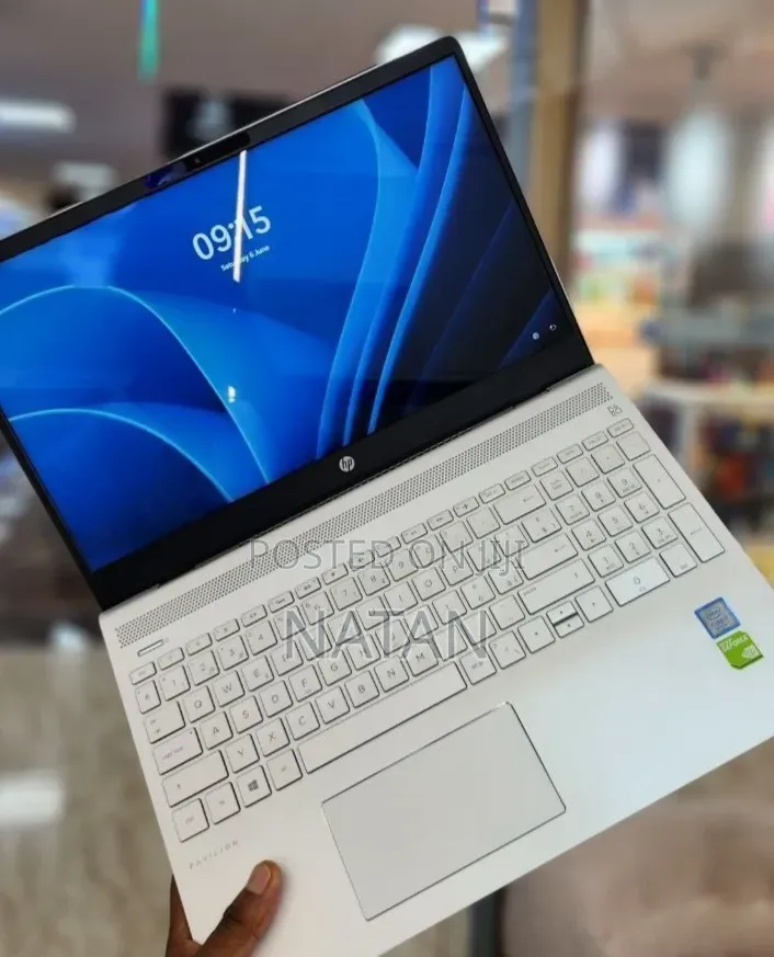 New Laptop HP Pavilion 15z 16GB Intel Core i7 SSD 512GB