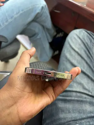 Apple iPhone 14 Pro 256 GB Gold