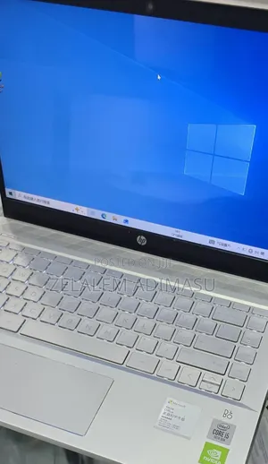 New Laptop HP Pavilion 15 8GB Intel Core i5 SSD 512GB