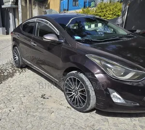 Hyundai Elantra 2014 Beige