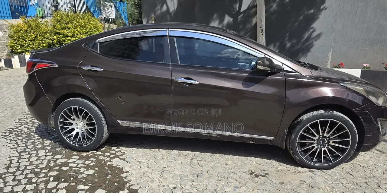 Hyundai Elantra 2014 Beige
