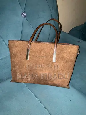 Elegant Women Bag for School, Work and Everyday.