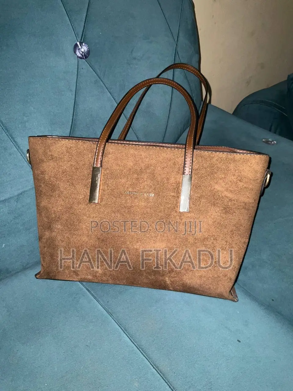 Elegant Women Bag for School, Work and Everyday.