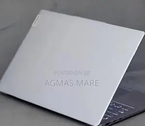 New Laptop Lenovo Yoga 700 16GB Intel Core i5 SSD 512GB