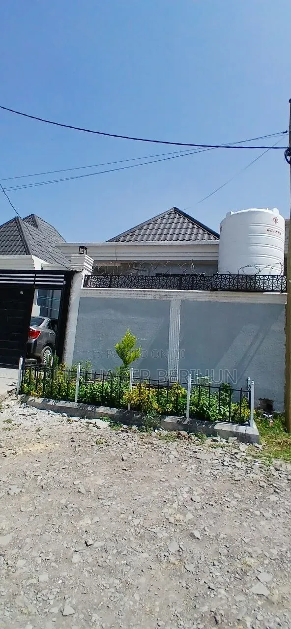 3bdrm Villa in Akaky Kaliti for sale