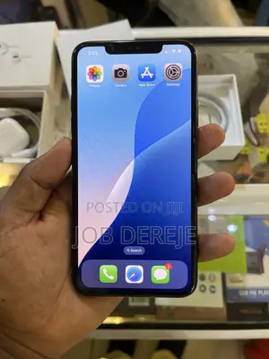 New Apple iPhone 11 Pro Max 256 GB Black