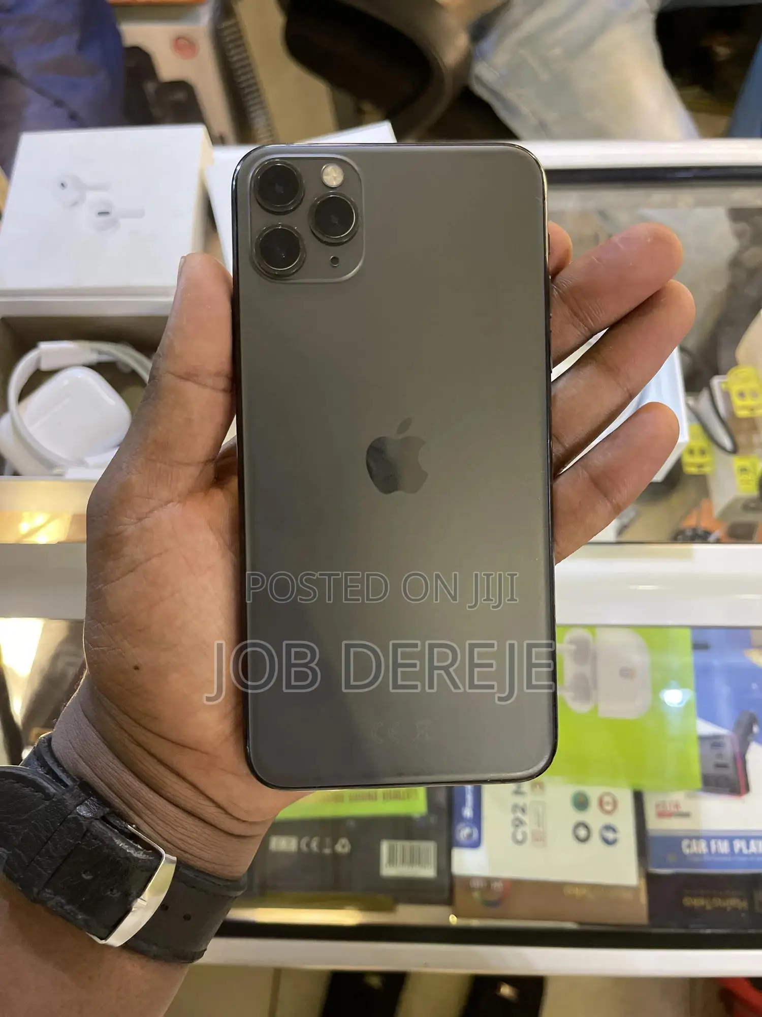 New Apple iPhone 11 Pro Max 256 GB Black