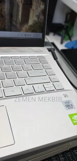 New Laptop HP Pavilion 15 8GB Intel Core i5 SSD 512GB